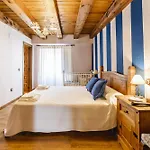 El Pico Country house *